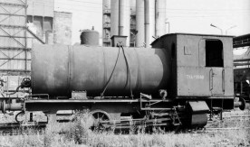 Parowóz bezpaleniskowy Tkb na terenie kopalni Gliwice, 1980. Fot. J....